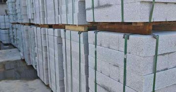 连云港芝麻白路牙石，路侧石