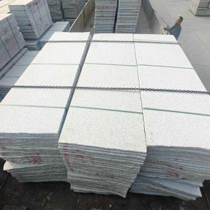 连云港芝麻白毛板，石材毛板