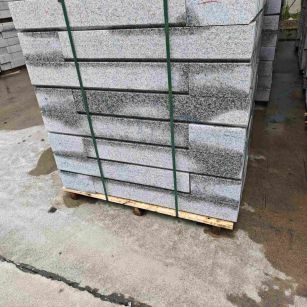 连云港芙蓉白路牙石，马路牙子