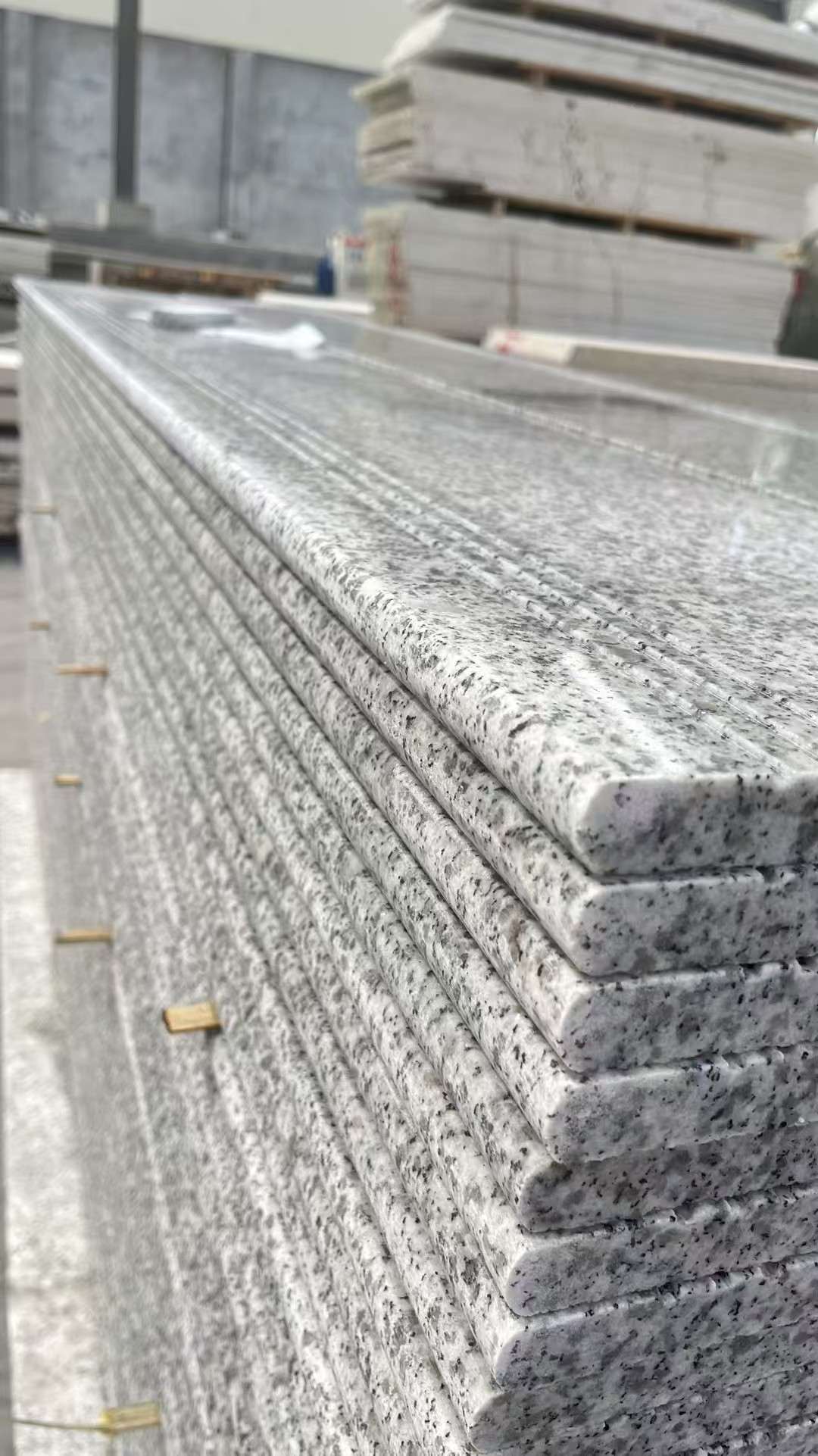 连云港芝麻白楼梯踏步 花岗岩楼梯板材