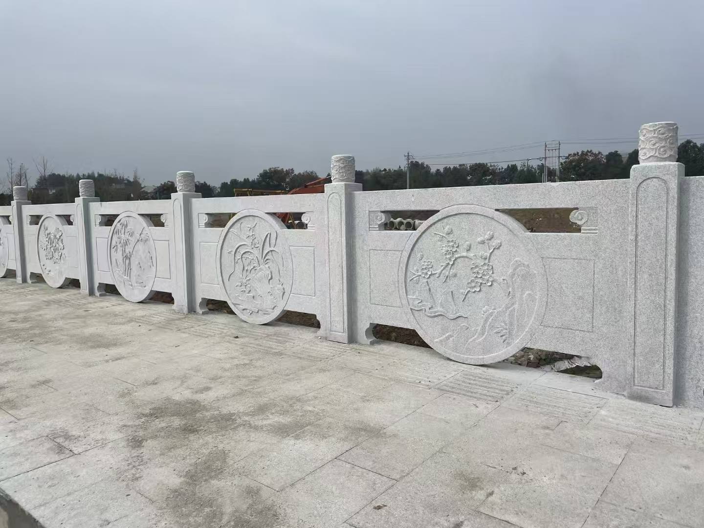 连云港芝麻白河道栏杆 石材栏杆