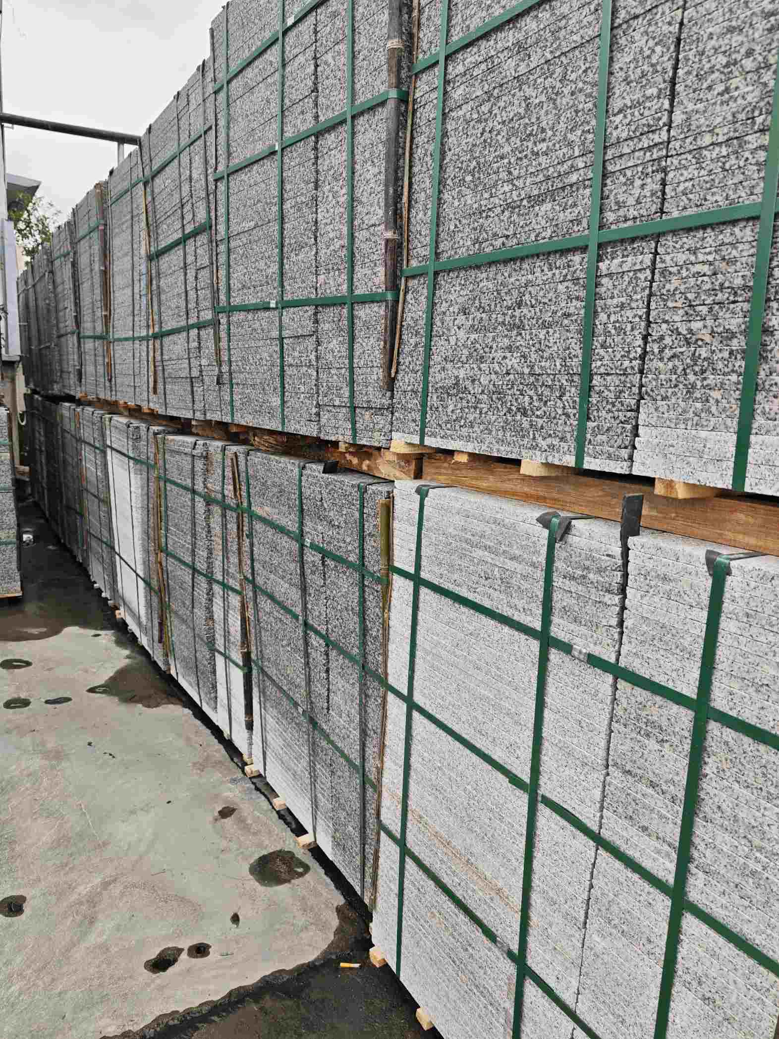 连云港芙蓉白地铺石，石材地铺石